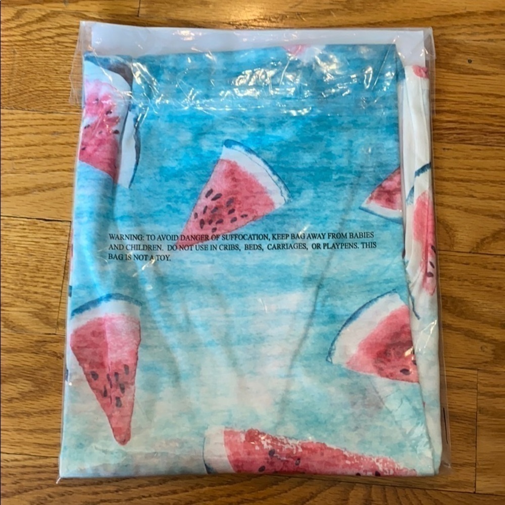 NWT woman’s watermelon tank size medium - Picture 4 of 5